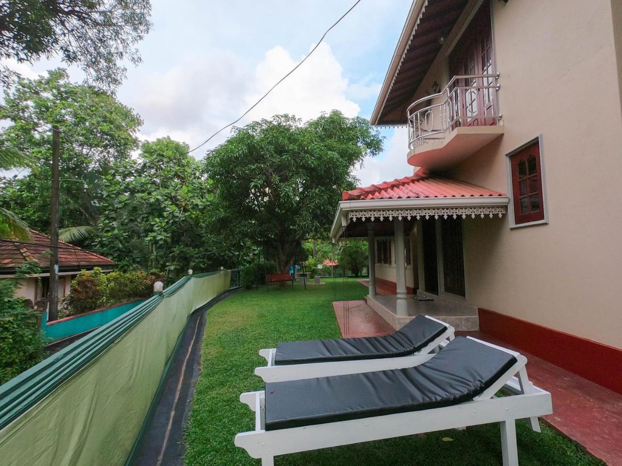 Villa Girilena Hikkaduwa Extérieur photo